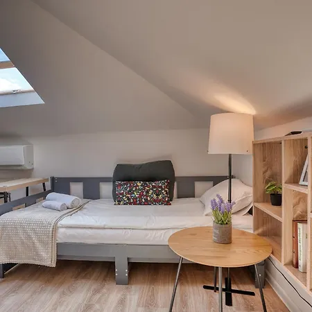 Apartment Lily's 3 By Bulgarentals -